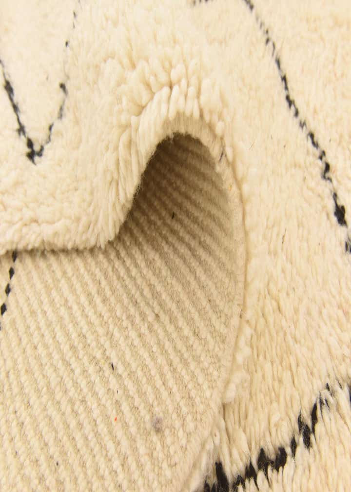 7' 1 x 9' 10 Hand Knotted Moroccan Wool Rug