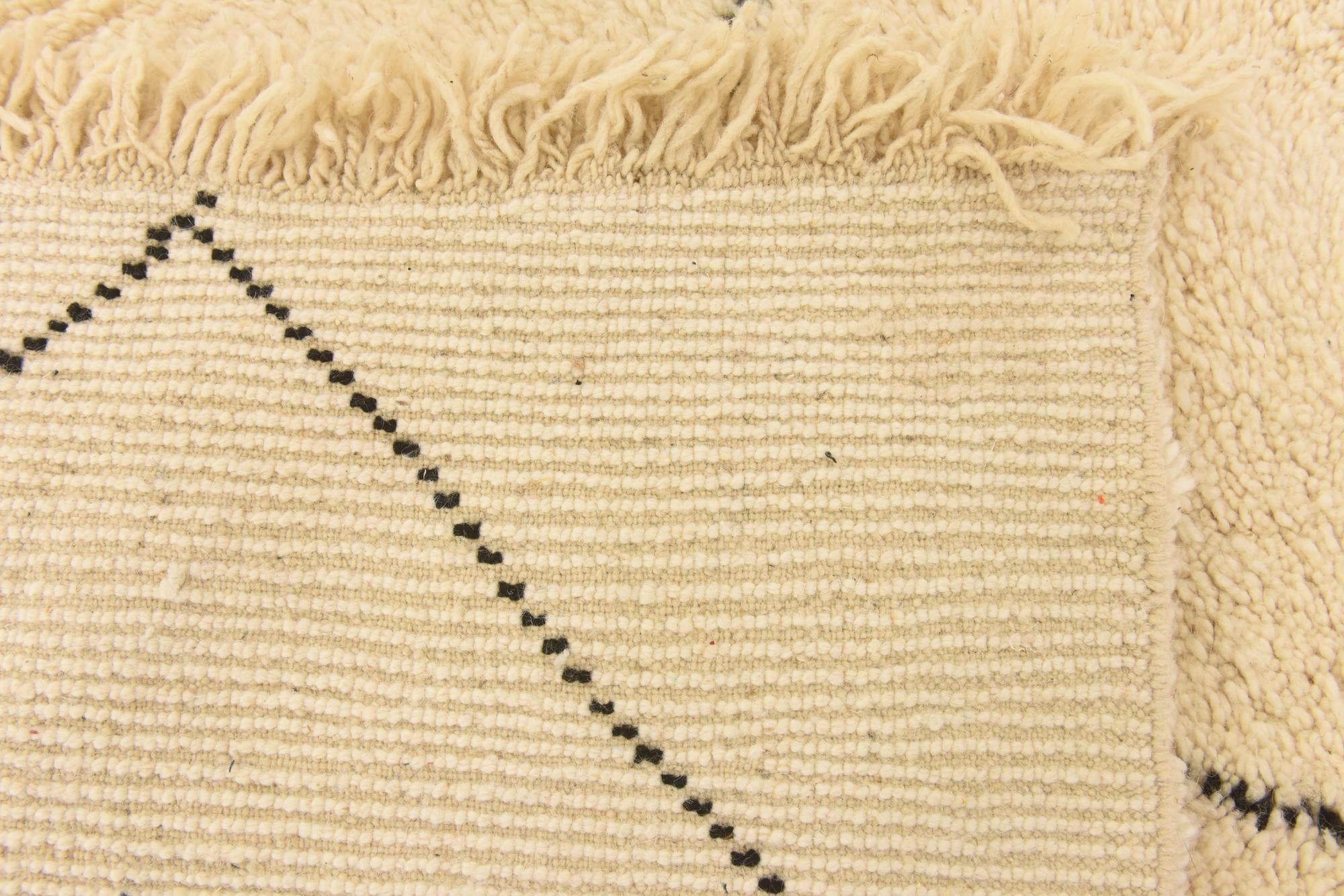 7' 1 x 9' 10 Hand Knotted Moroccan Wool Rug