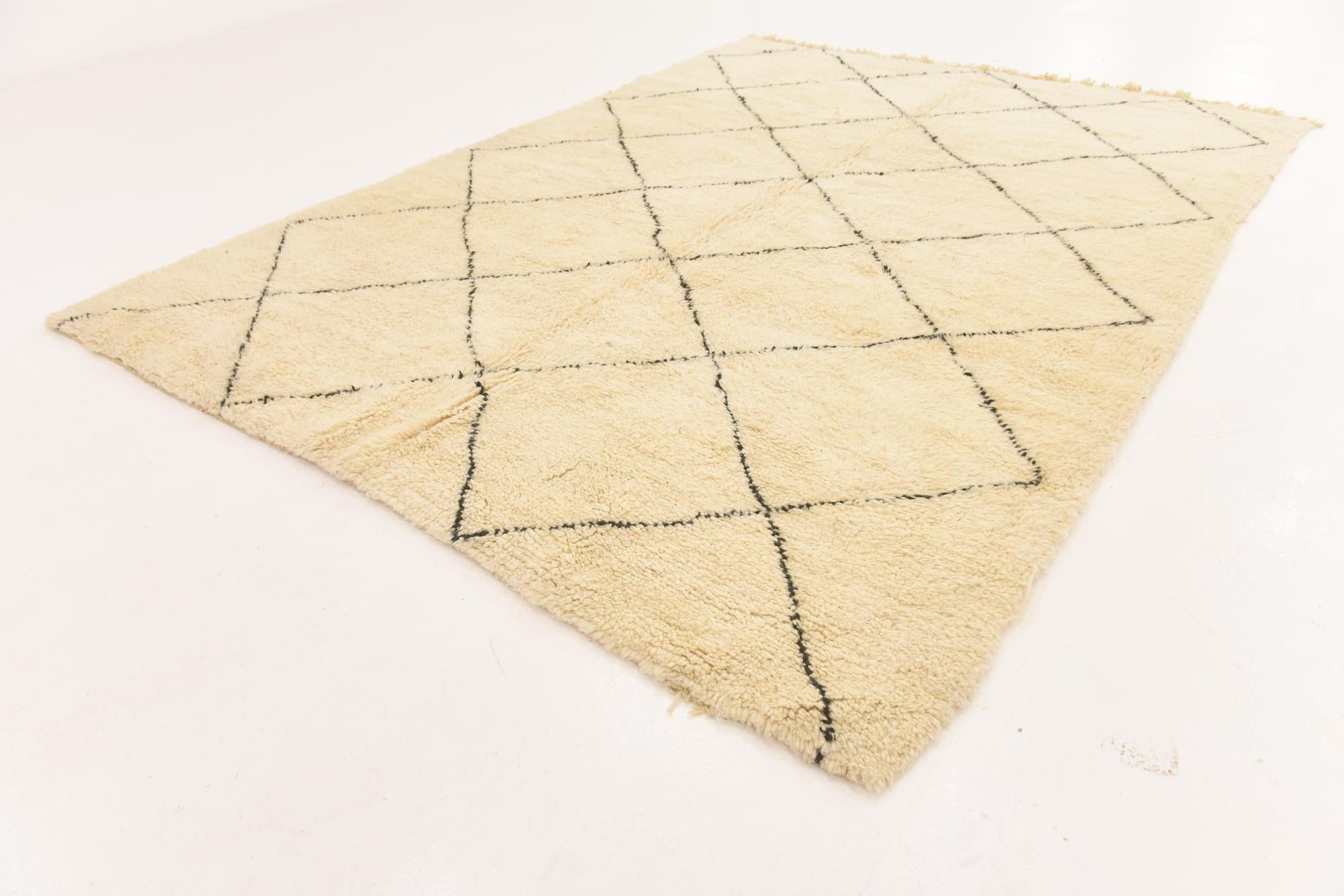 7' 1 x 9' 10 Hand Knotted Moroccan Wool Rug