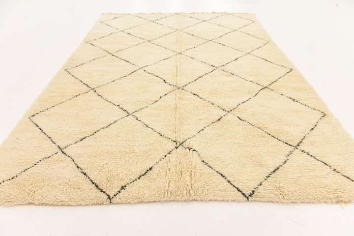 7' 1 x 9' 10 Hand Knotted Moroccan Wool Rug