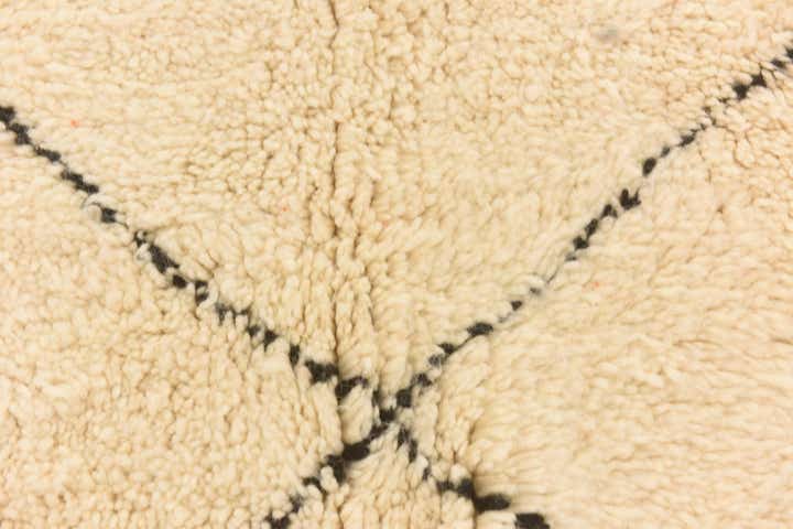 7' 1 x 9' 10 Hand Knotted Moroccan Wool Rug