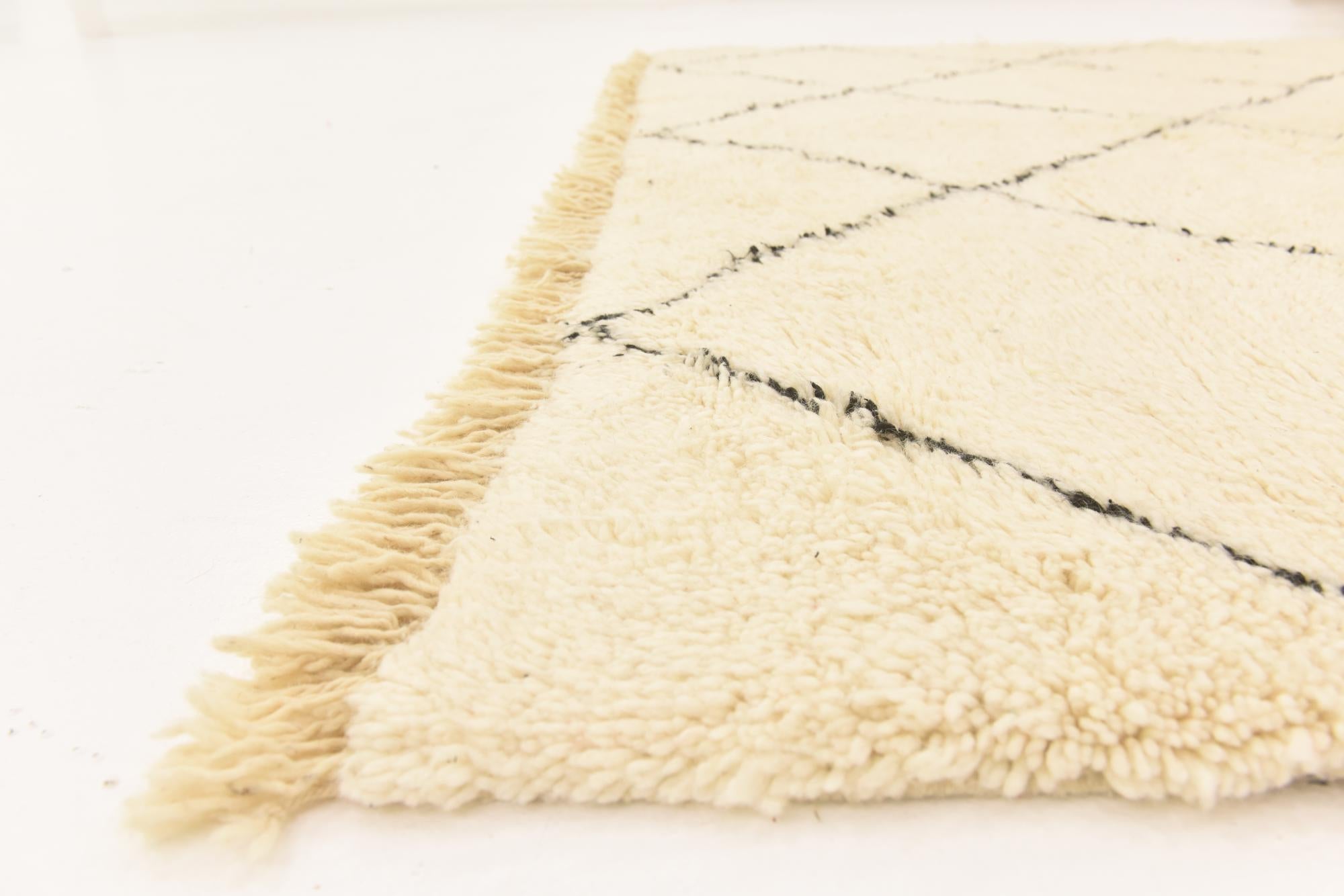 7' 1 x 9' 10 Hand Knotted Moroccan Wool Rug