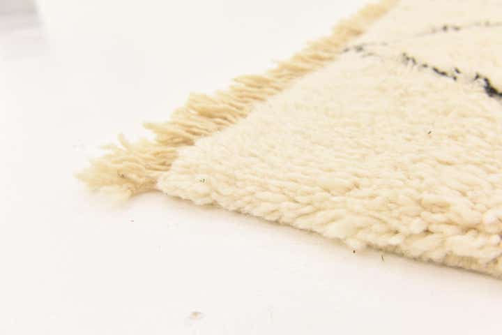 7' 1 x 9' 10 Hand Knotted Moroccan Wool Rug