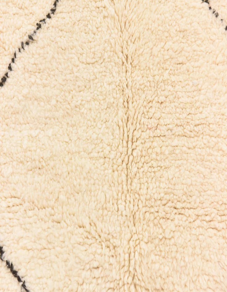 Detail image of 6' 8 x 9' 9  Hand Knotted Moroccan Wool Rug