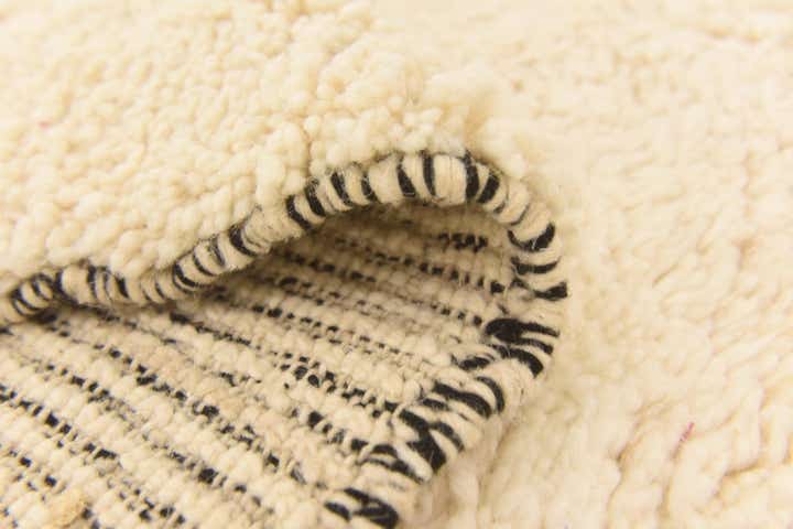 5' 7 x 8' 2 Hand Knotted Moroccan Wool Rug