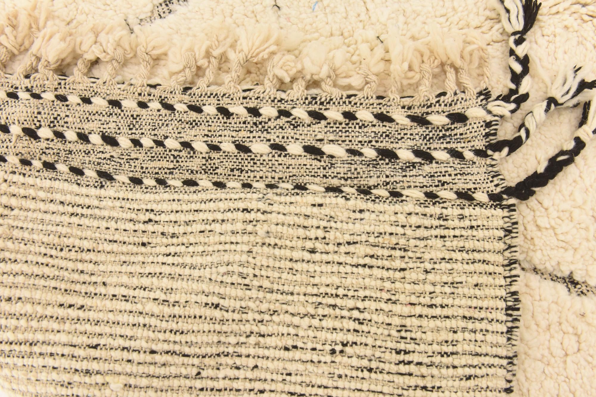 5' 7 x 8' 2 Hand Knotted Moroccan Wool Rug