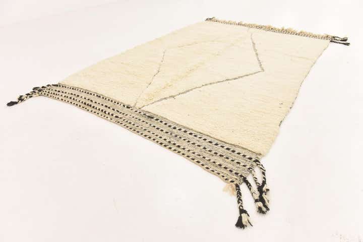 5' 7 x 8' 2 Hand Knotted Moroccan Wool Rug