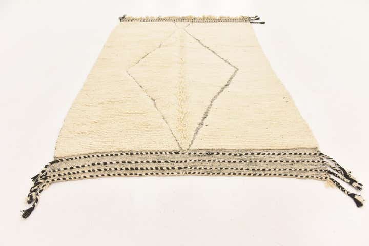 5' 7 x 8' 2 Hand Knotted Moroccan Wool Rug