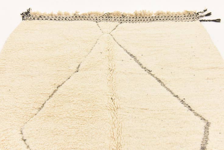 Detail image of 5' 7 x 8' 2 Hand Knotted Moroccan Wool Rug