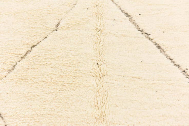 Detail image of 5' 7 x 8' 2 Hand Knotted Moroccan Wool Rug