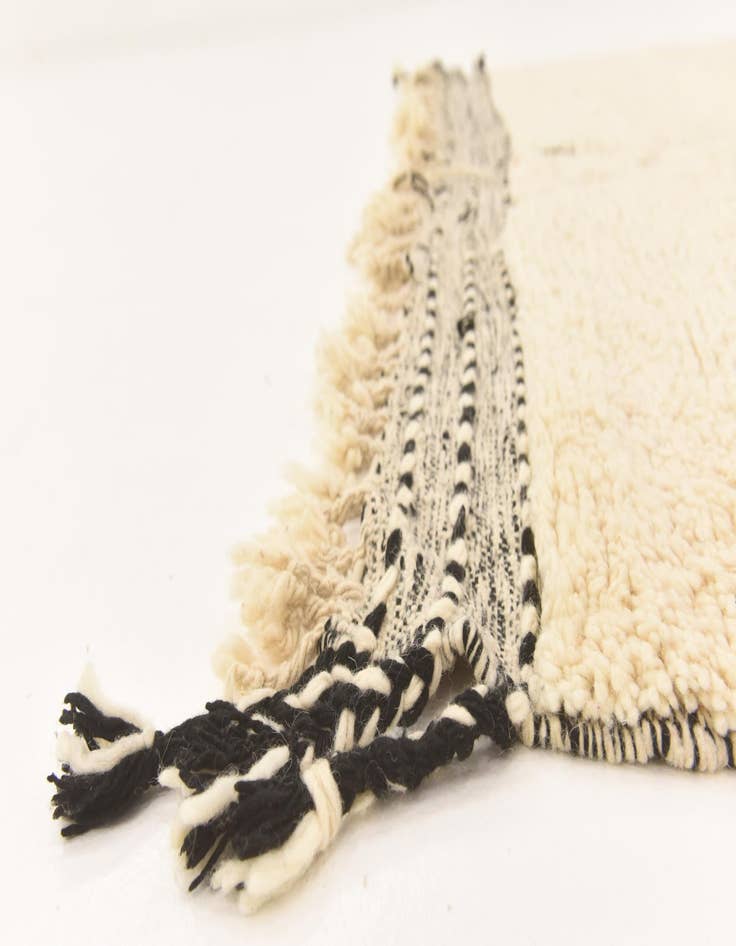 Detail image of 5' 7 x 8' 2  Hand Knotted Moroccan Wool Rug