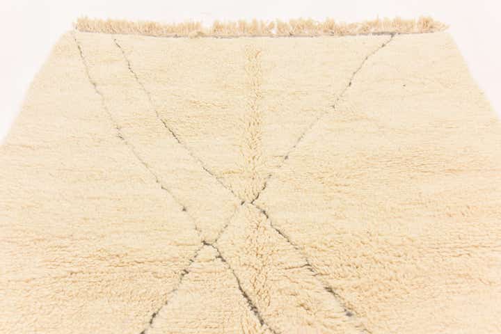 5' 3 x 8' Hand Knotted Moroccan Wool Rug