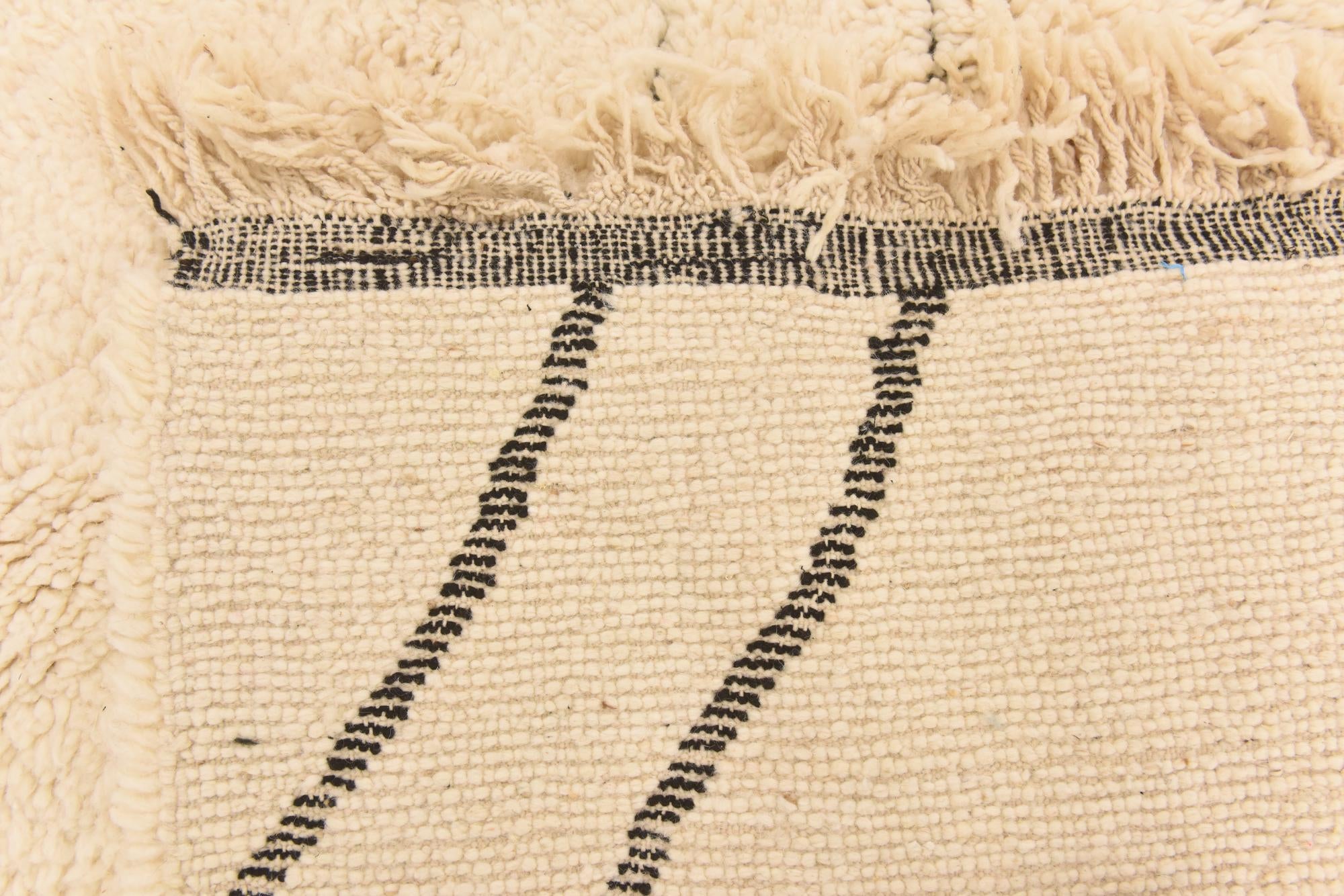 5' 3 x 8' Hand Knotted Moroccan Wool Rug