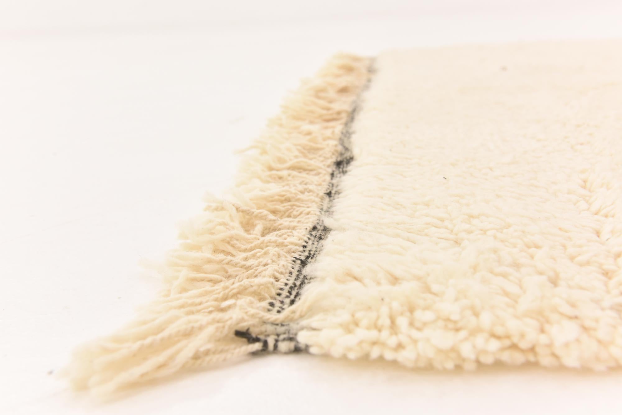 5' 3 x 8' Hand Knotted Moroccan Wool Rug