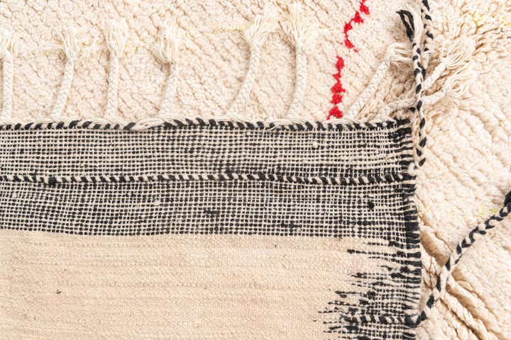 5' 3 x 8' Hand Knotted Moroccan Wool Rug