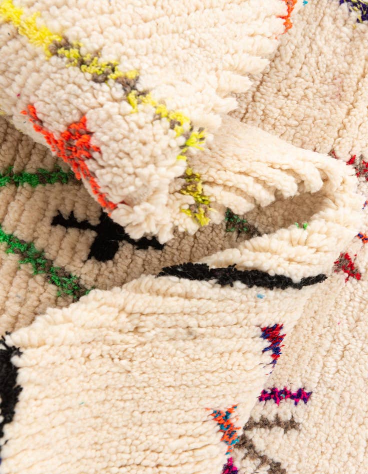 Detail image of 6' 6 x 9' 4  Hand Knotted Moroccan Wool Rug