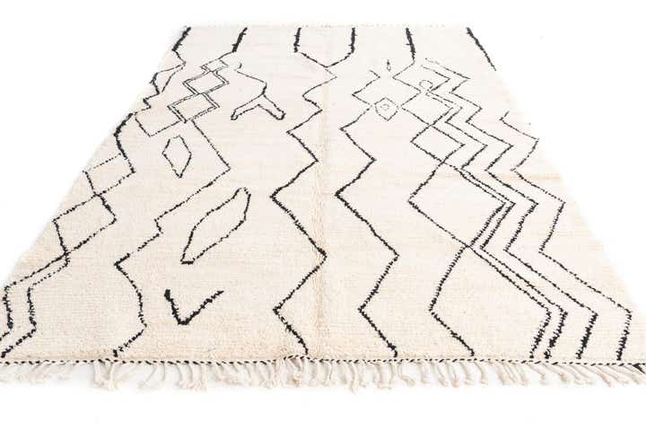7' 2 x 9' 6 Hand Knotted Moroccan Wool Rug
