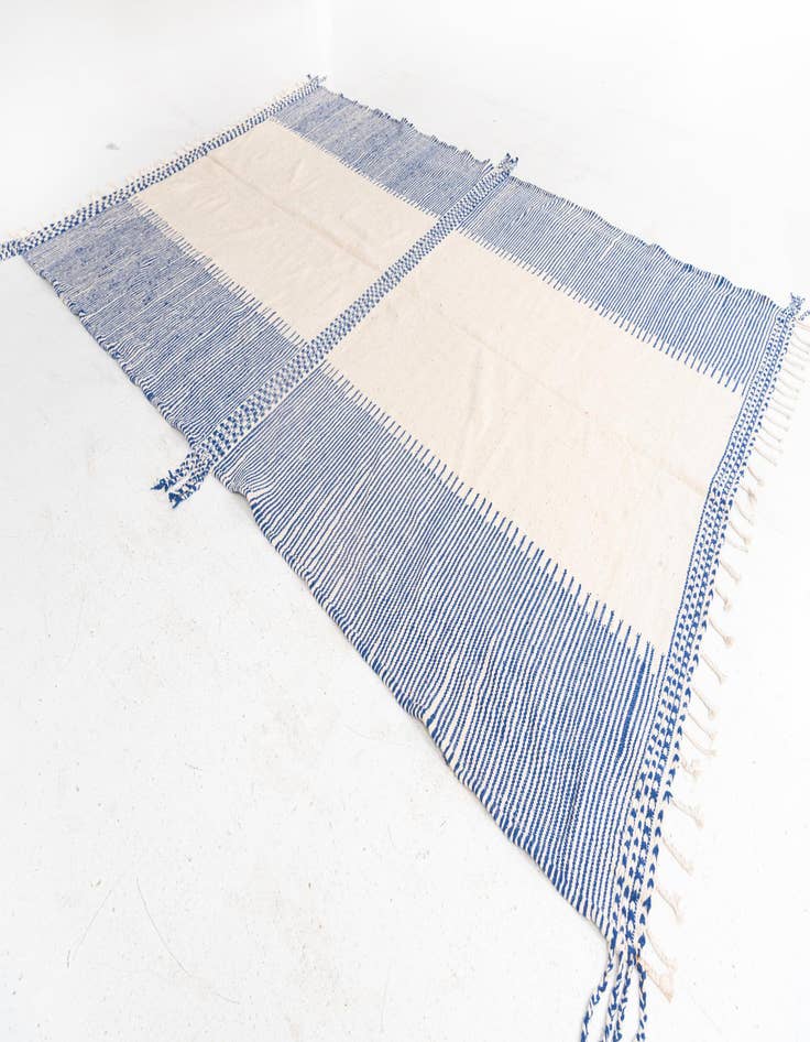 Detail image of 7' 2 x 11'  Hand Knotted Moroccan Wool Rug