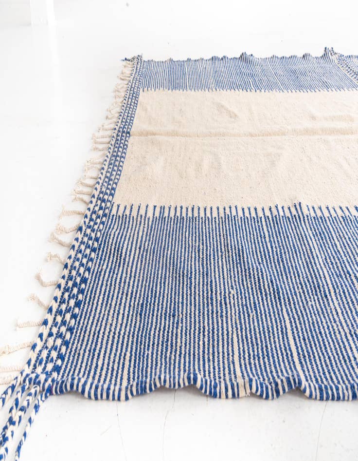 Detail image of 7' 2 x 11'  Hand Knotted Moroccan Wool Rug