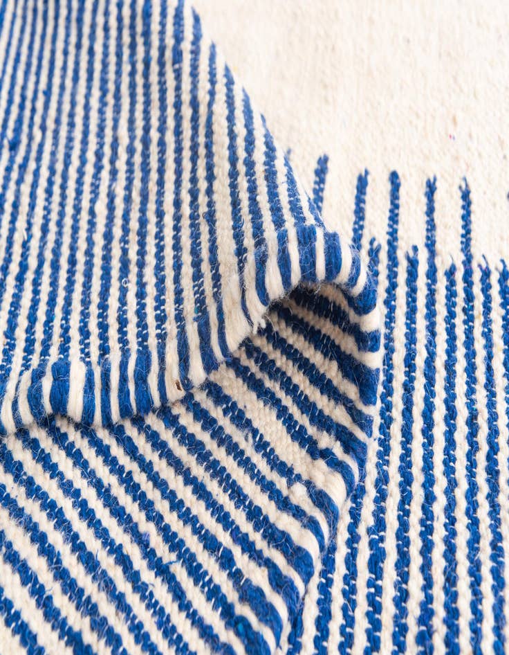 Detail image of 7' 2 x 11'  Hand Knotted Moroccan Wool Rug