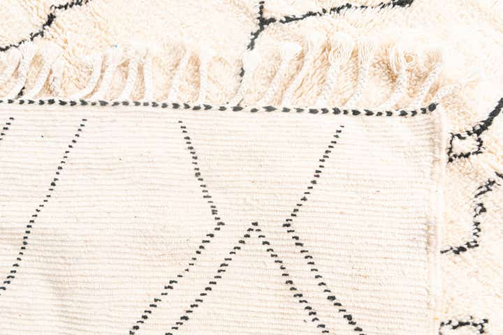 6' 10 x 9' 5 Hand Knotted Moroccan Wool Rug