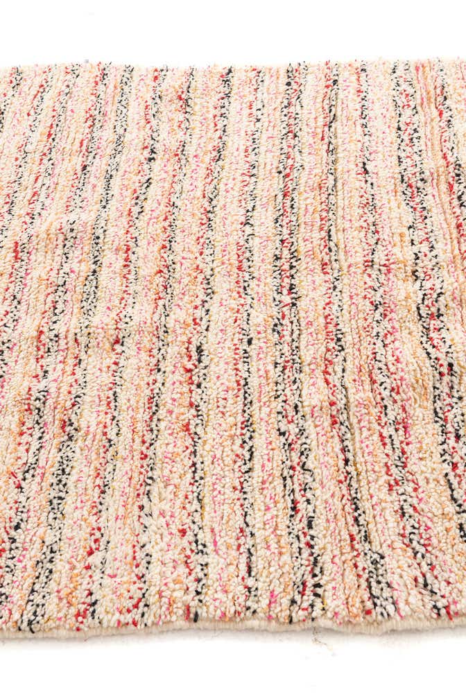 5' 1 x 6' 9 Hand Knotted Moroccan Wool Rug