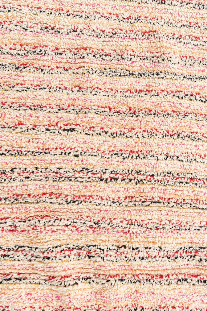 5' 1 x 6' 9 Hand Knotted Moroccan Wool Rug