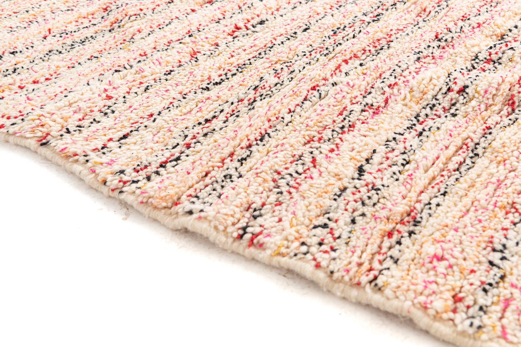 5' 1 x 6' 9 Hand Knotted Moroccan Wool Rug