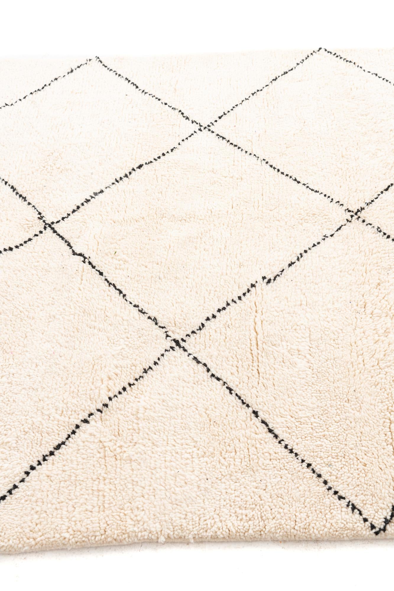 5' 4 x 7' 8 Hand Knotted Moroccan Wool Rug