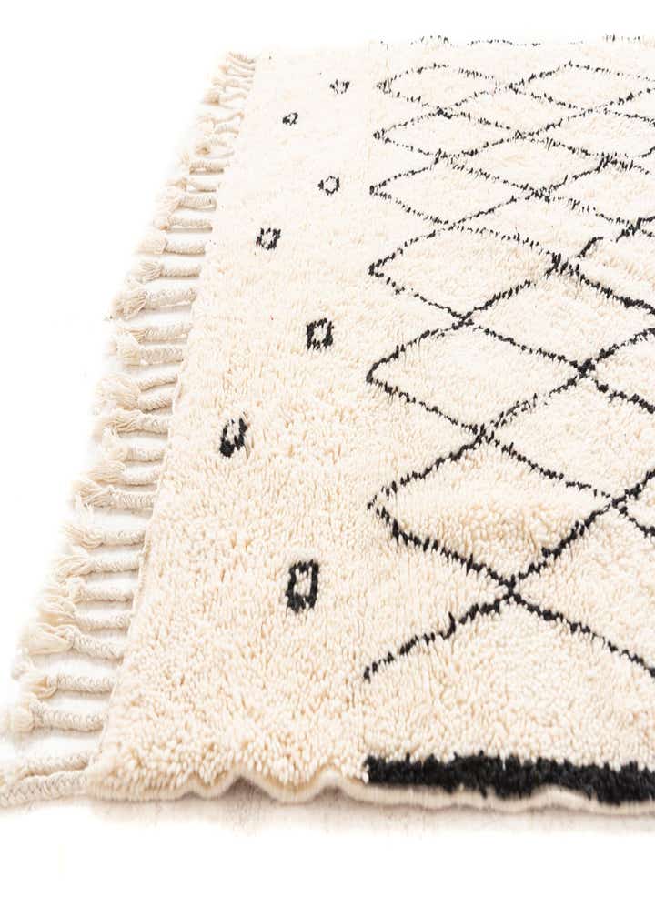 5' x 8' Hand Knotted Moroccan Wool Rug