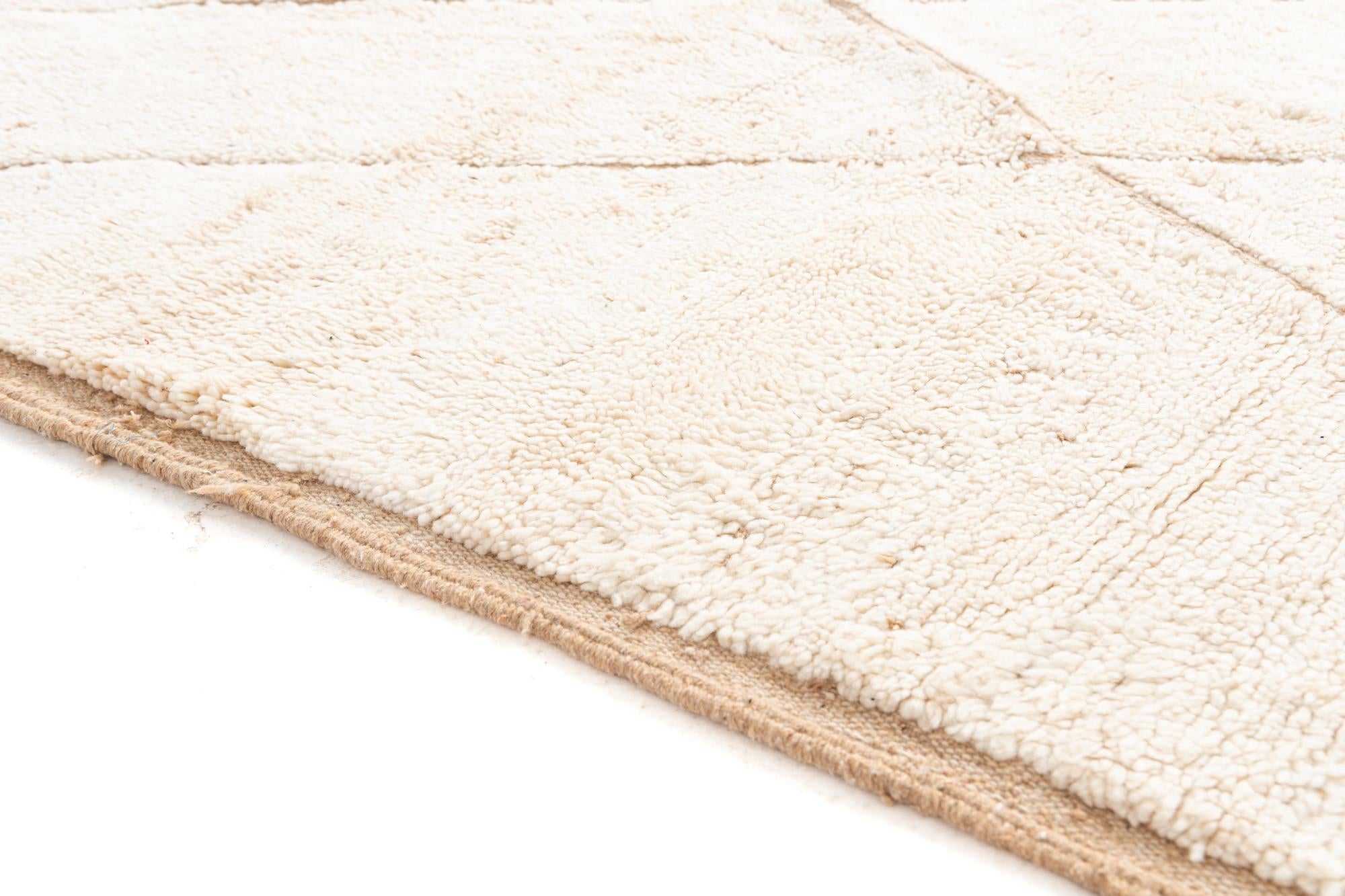 5' 6 x 8' Hand Knotted Moroccan Wool Rug