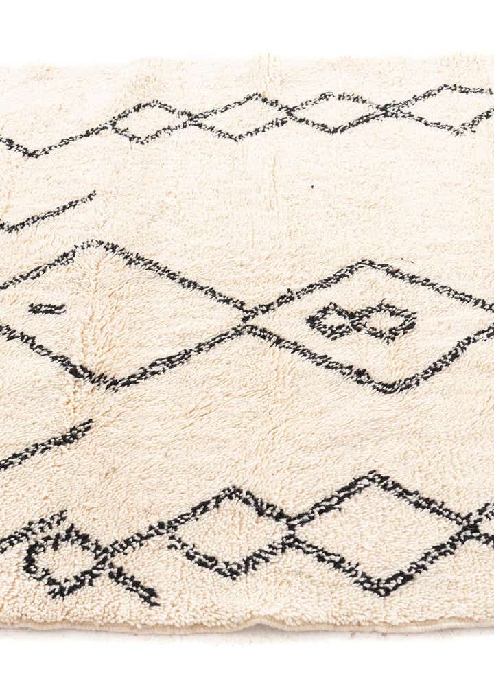 5' x 7' 7 Hand Knotted Moroccan Wool Rug