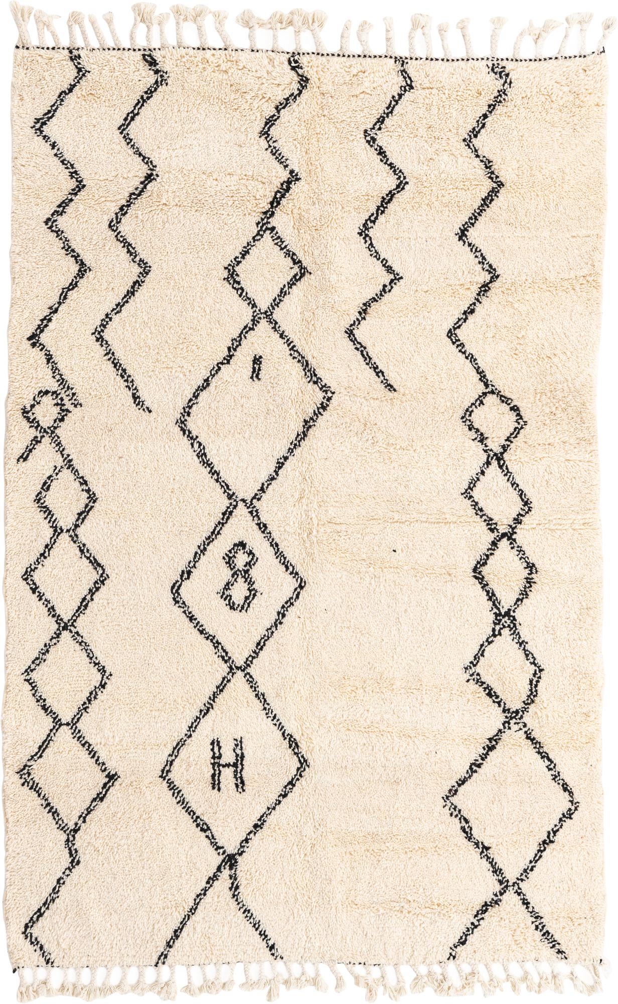 5' x 7' 7 Hand Knotted Moroccan Wool Rug