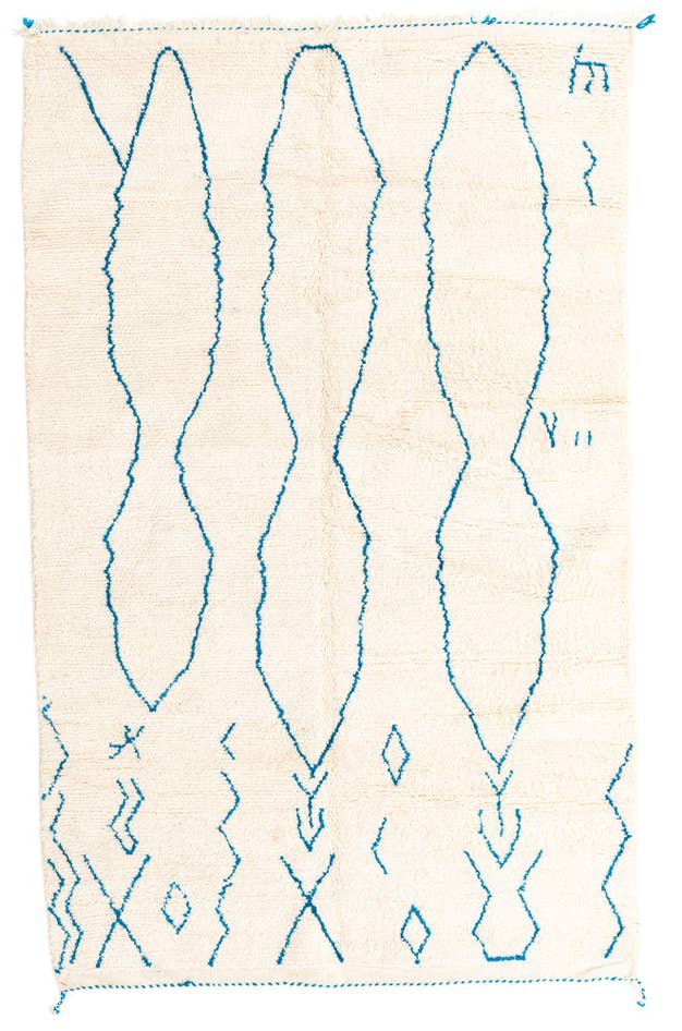 Detail image of 5' 6 x 8' 7 Hand Knotted Moroccan Wool Rug