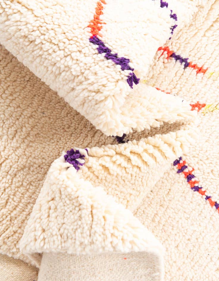 Detail image of 5' x 8' 8  Hand Knotted Moroccan Wool Rug