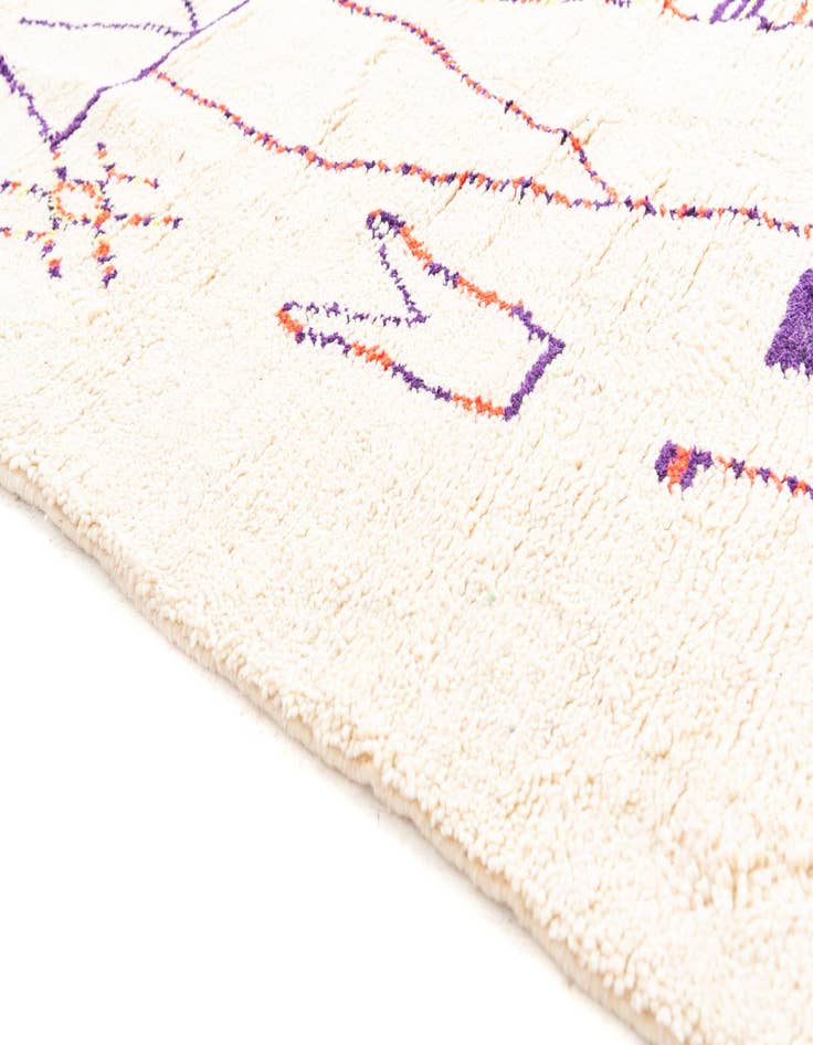 Detail image of 5' x 8' 8  Hand Knotted Moroccan Wool Rug