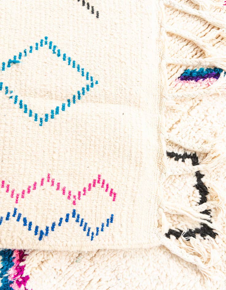 Detail image of 4' 6 x 6'  Hand Knotted Moroccan Wool Rug