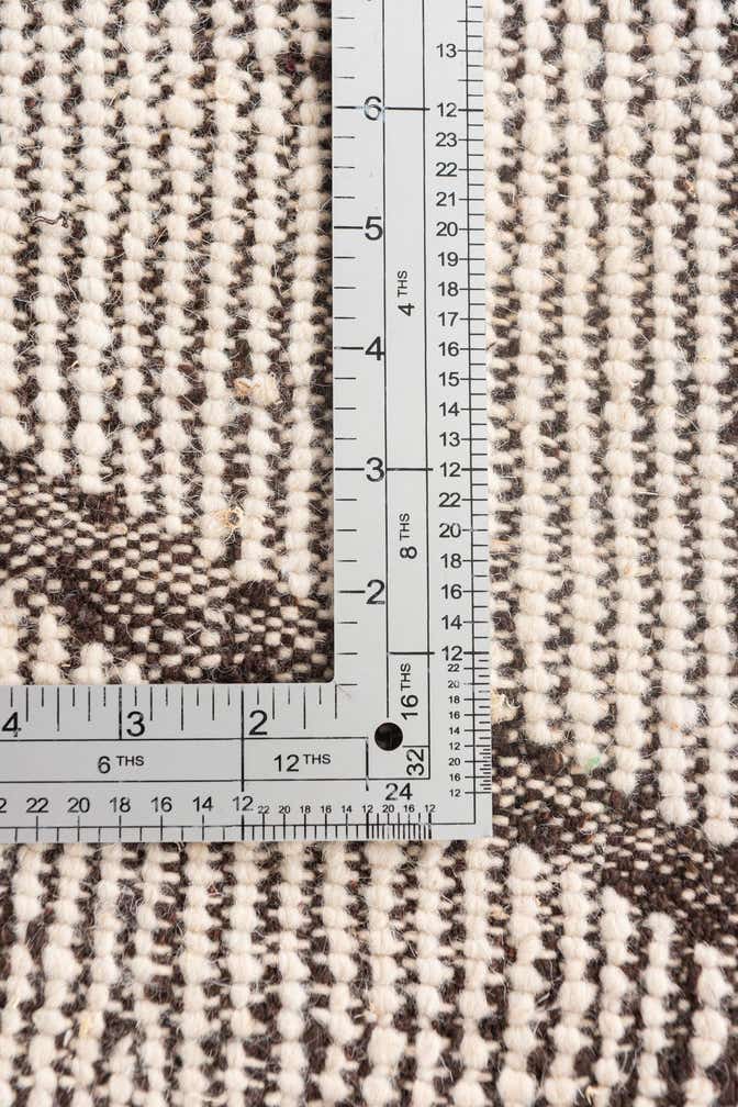 5' 4 x 9' Hand Knotted Moroccan Wool Rug