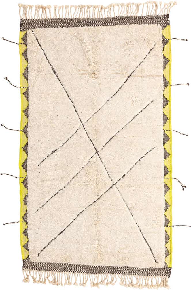 5' 4 x 9' Hand Knotted Moroccan Wool Rug