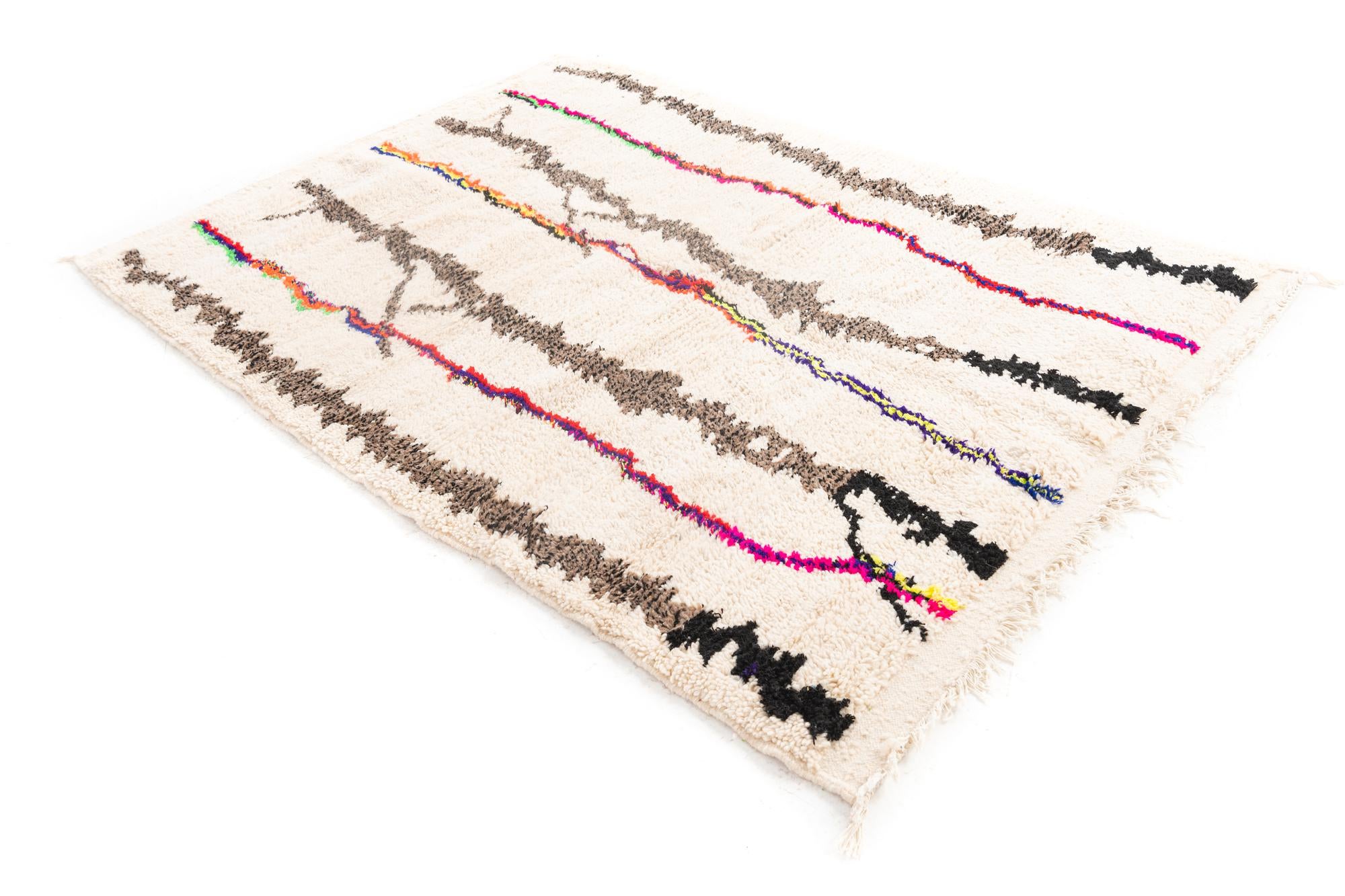 4' 9 x 6' 8 Hand Knotted Moroccan Wool Rug