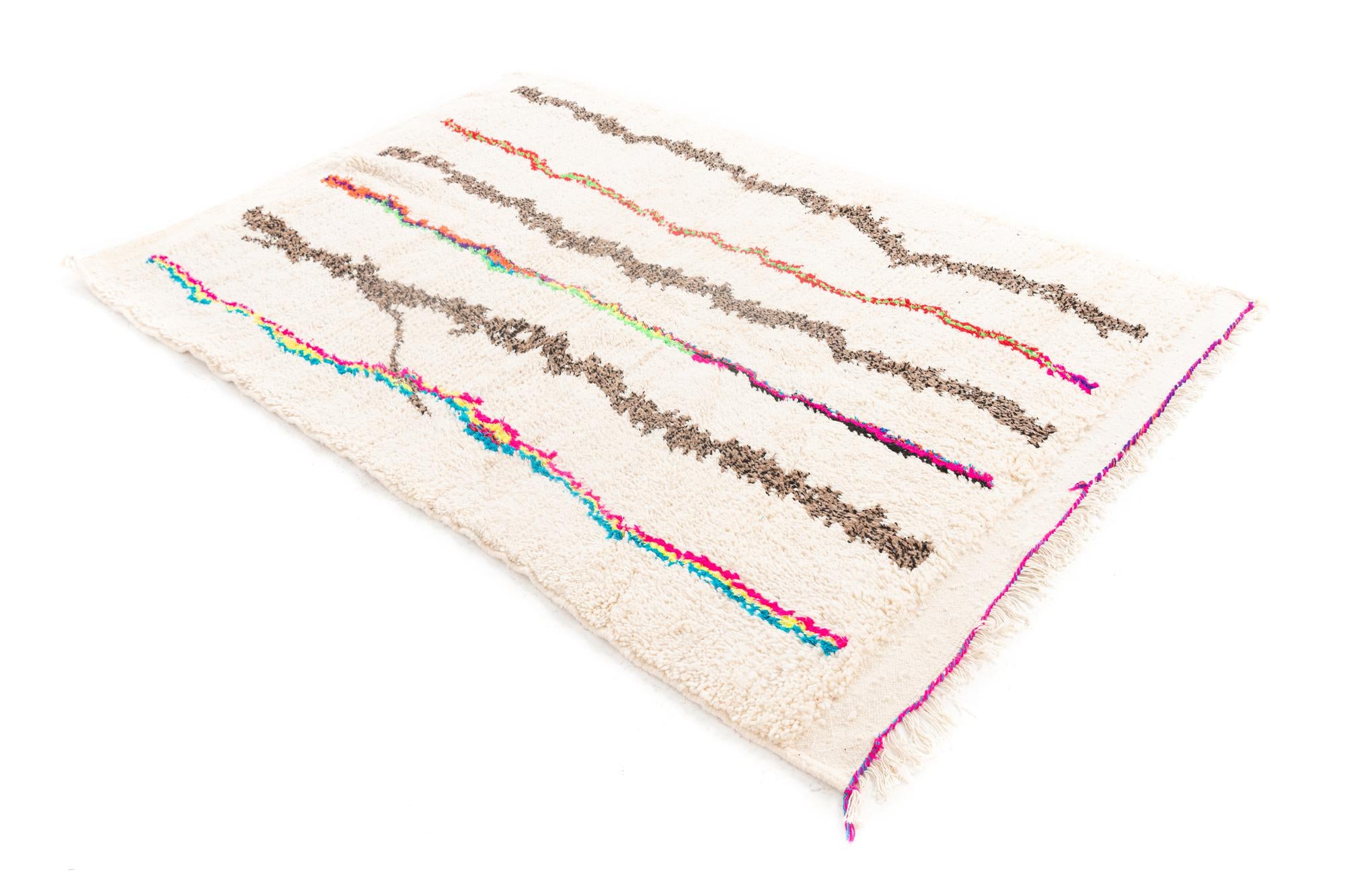 4' 9 x 7' Hand Knotted Moroccan Wool Rug