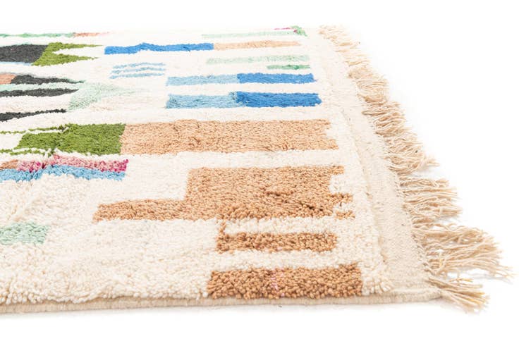 Detail image of 5' x 8' 4 Hand Knotted Moroccan Wool Rug
