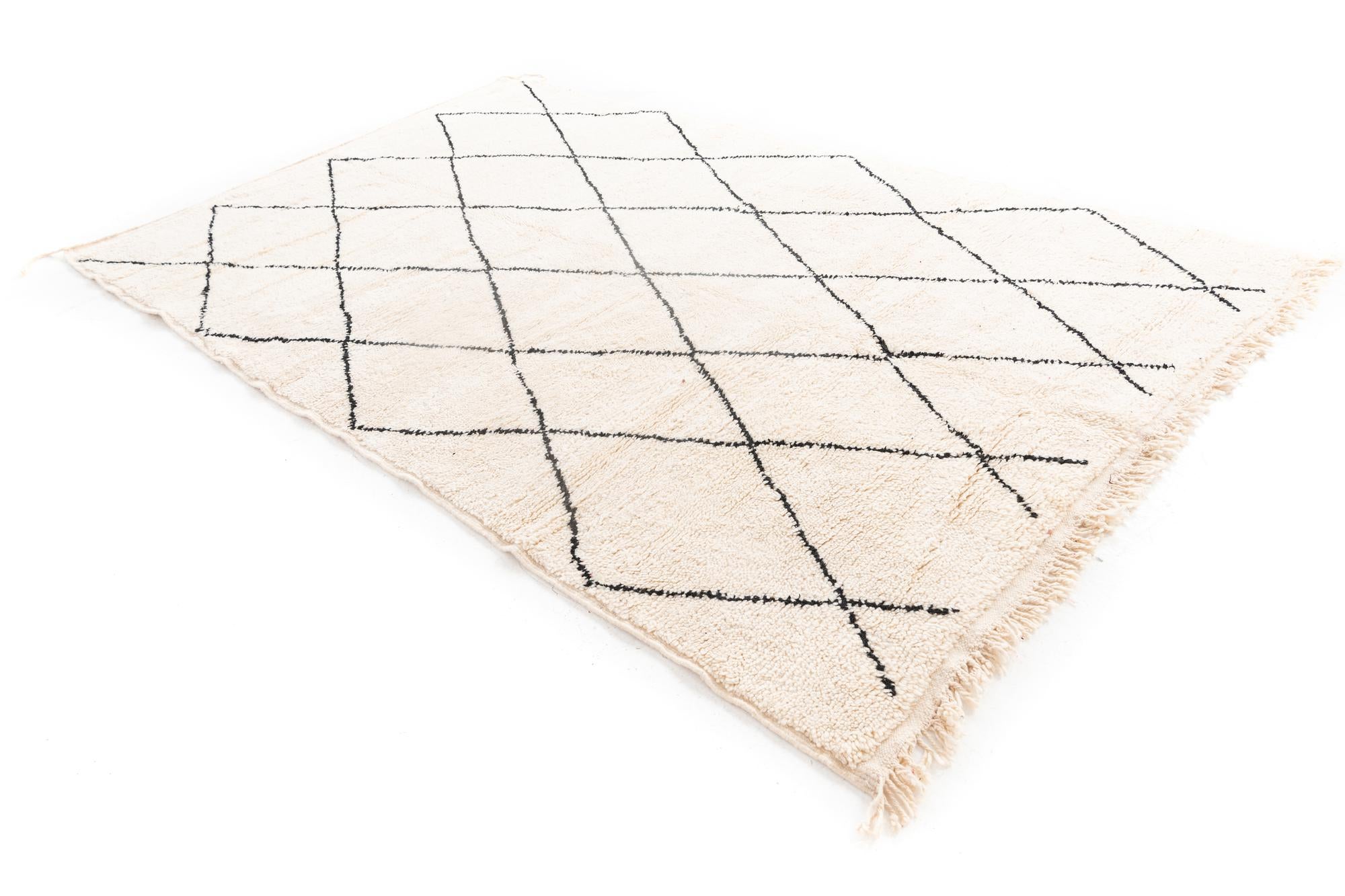 6' 5 x 10' Hand Knotted Moroccan Wool Rug
