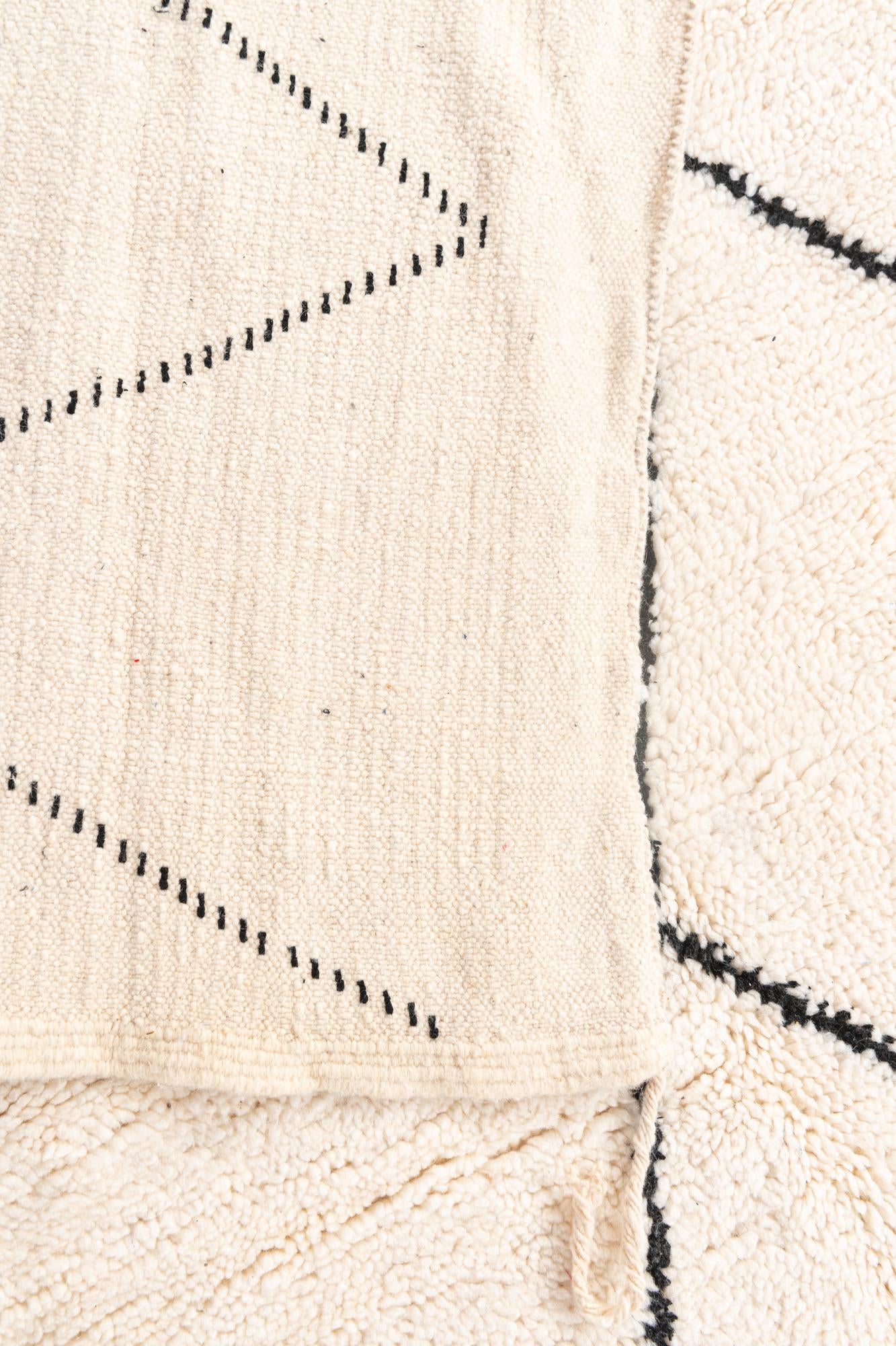 6' 5 x 10' Hand Knotted Moroccan Wool Rug