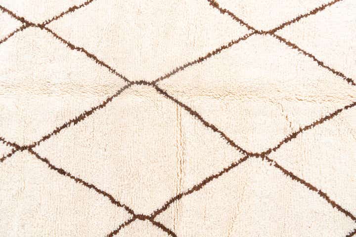 6' 9 x 9' 8 Hand Knotted Moroccan Wool Rug