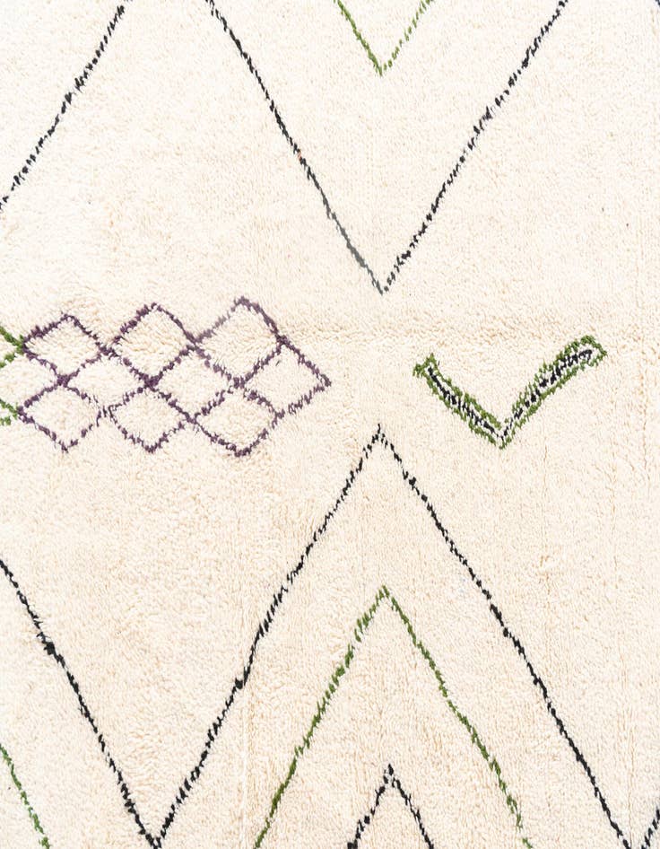 Detail image of 6' 8 x 10'  Hand Knotted Moroccan Wool Rug