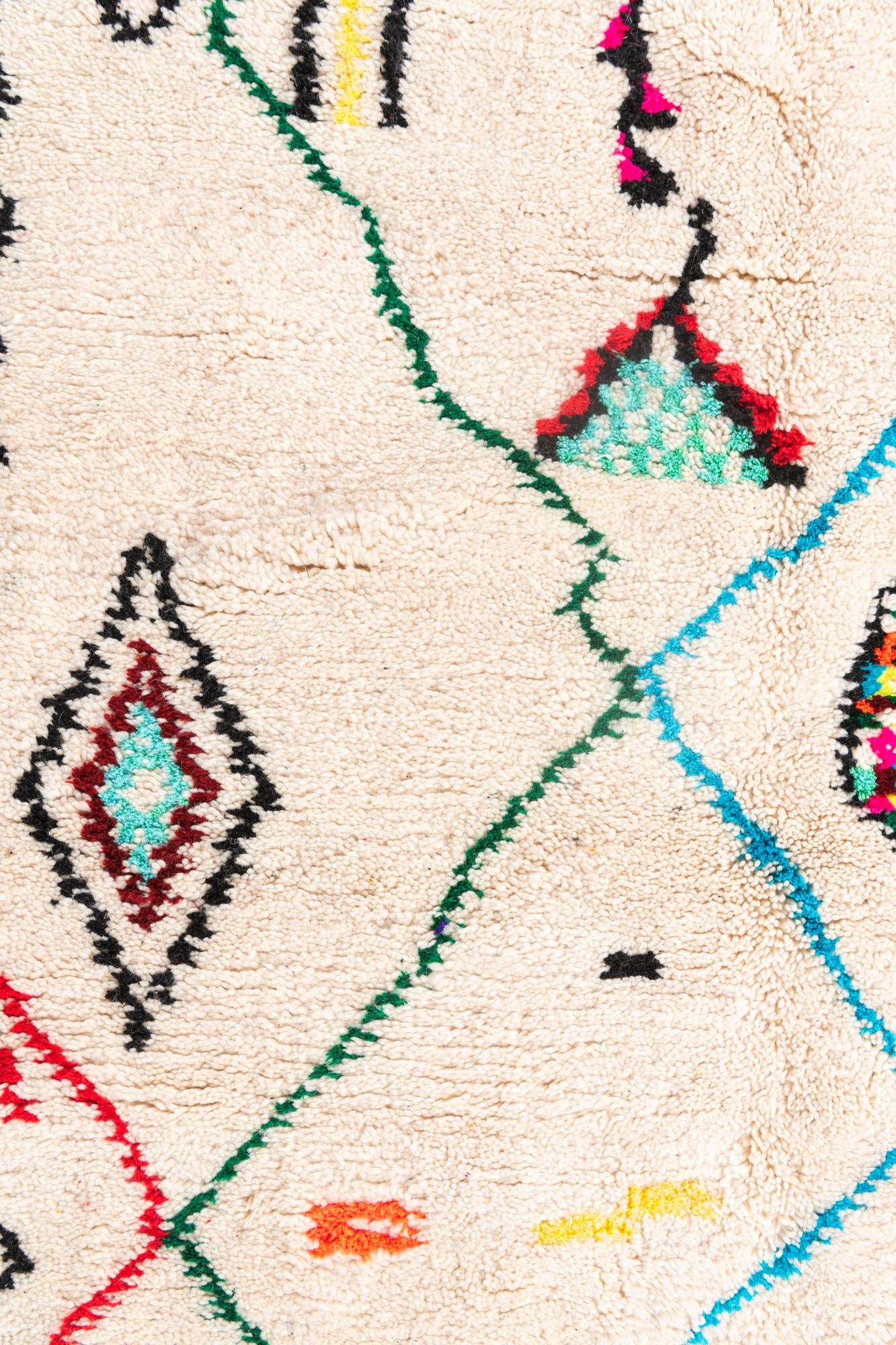5' x 8' Hand Knotted Moroccan Wool Rug