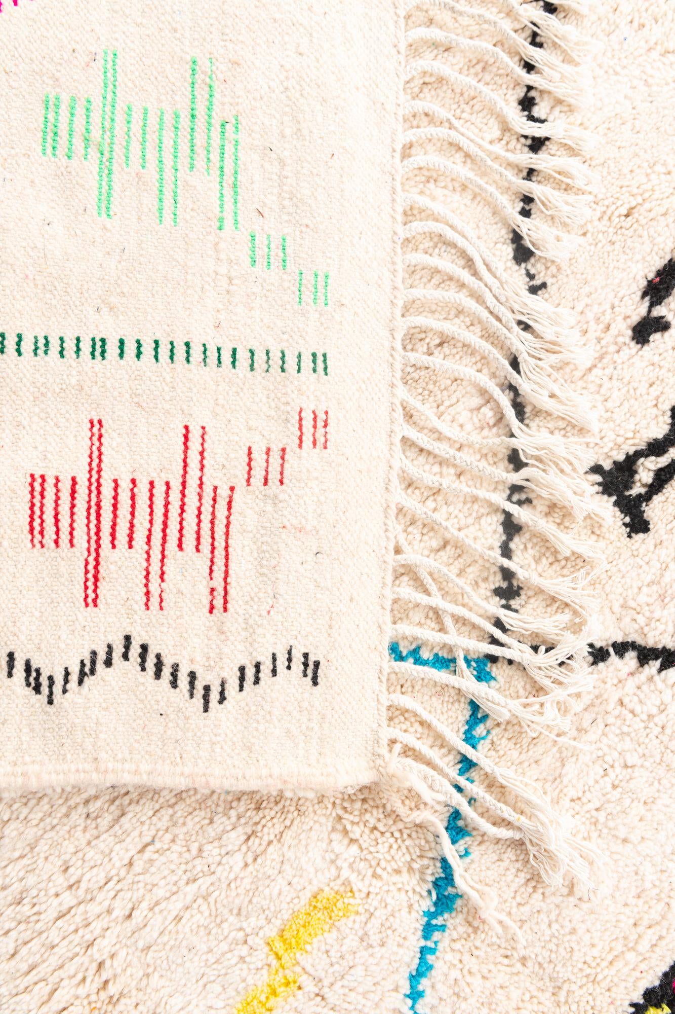 5' x 8' Hand Knotted Moroccan Wool Rug