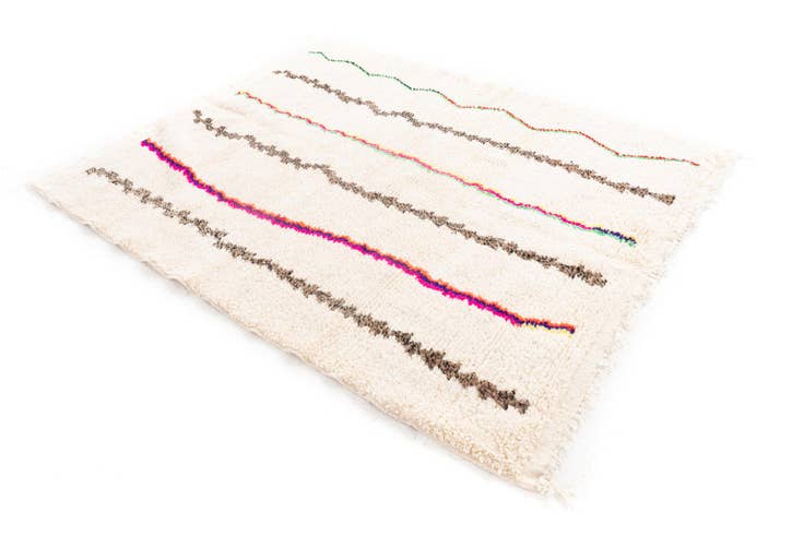 Detail image of 5' 2 x 6' 10 Hand Knotted Moroccan Wool Rug