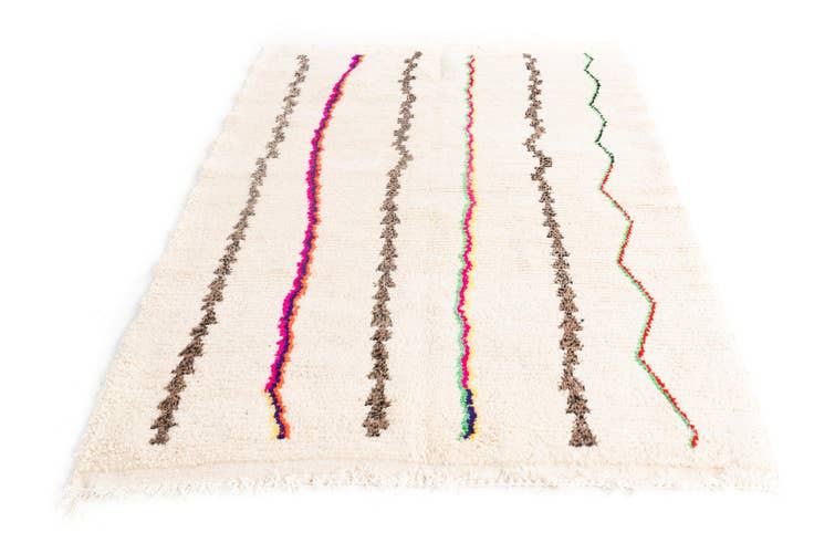 Detail image of 5' 2 x 6' 10 Hand Knotted Moroccan Wool Rug